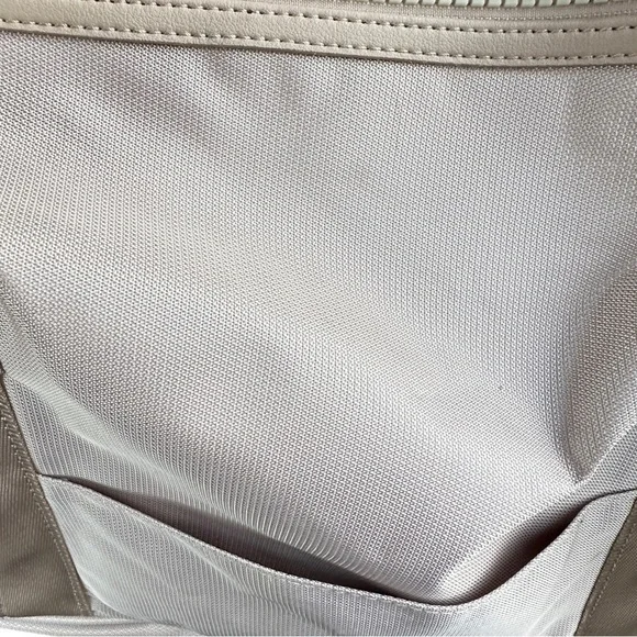 Calpak bag Stevyn light pink Travel Duffel normcore - Picture 12 of 12